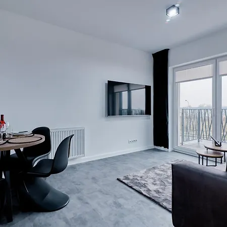 Apartament Sztuk Pieknych 10 Pila Exterior photo